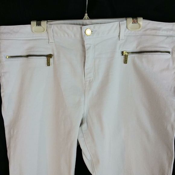 Pants - Picture 2 of 5